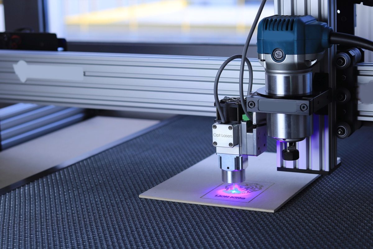 CNC vs manual: ¿cuál es mejor?