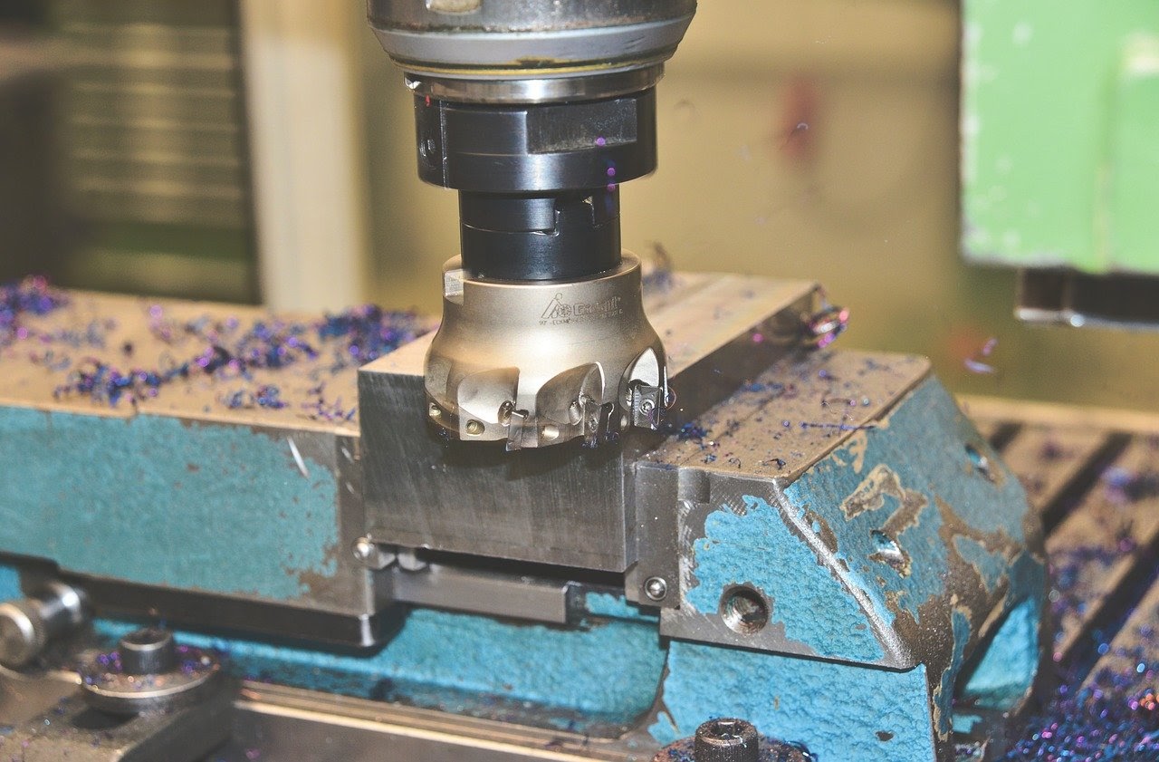 ¿Qué es una máquina CNC y para qué se utiliza?