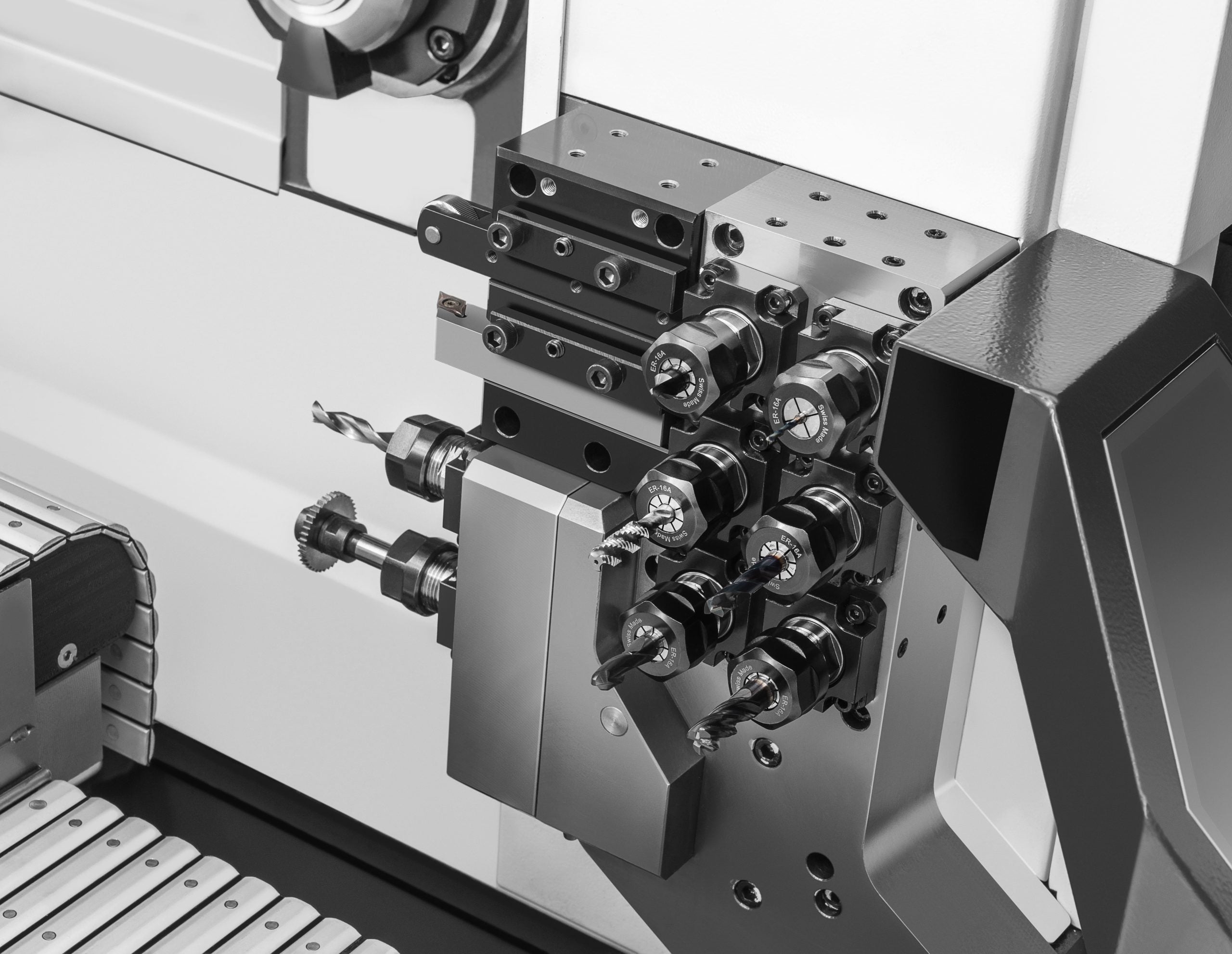 Hanwha presenta 2 modelos nuevos de torno de cabezal móvil