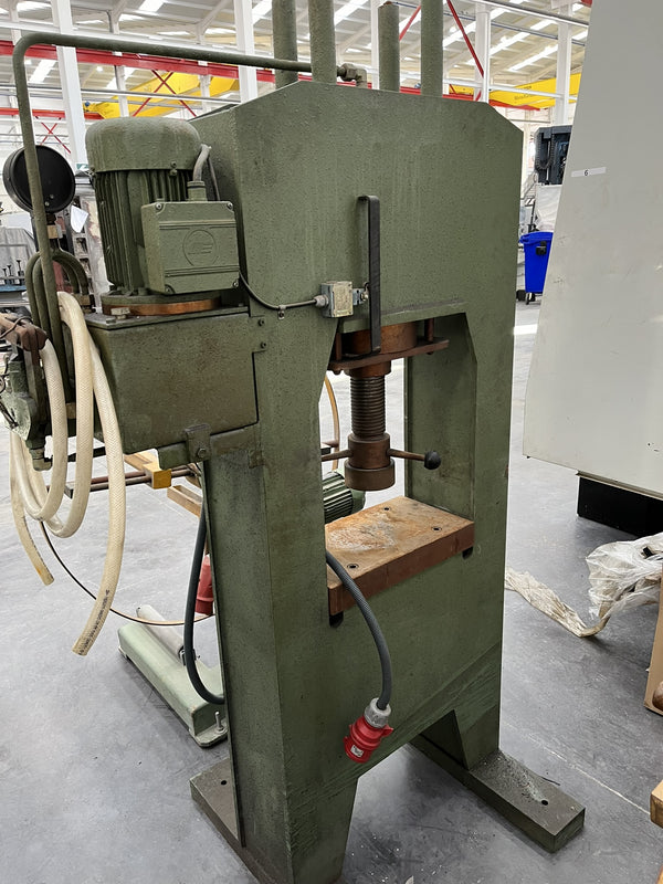Gebrauchte hydraulische Pressen
