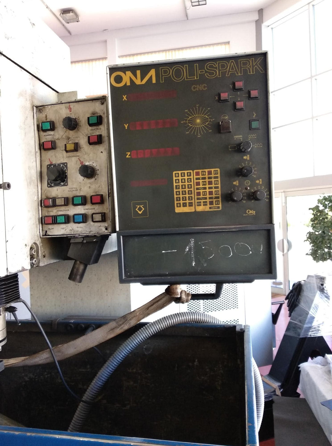 ELECTROEROSION ONA  S-320 POLISPARK PULS 120