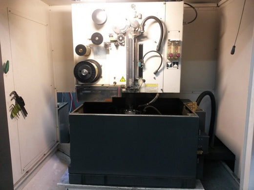 ELECTROEROSION FANUC ROBOCUT ALPHA 0iA