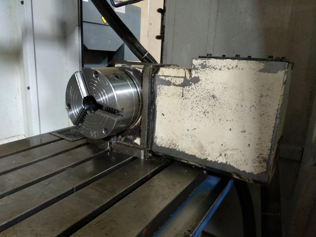 CENTRO MECANIZADO VERTICAL CNC YCM MV106A
