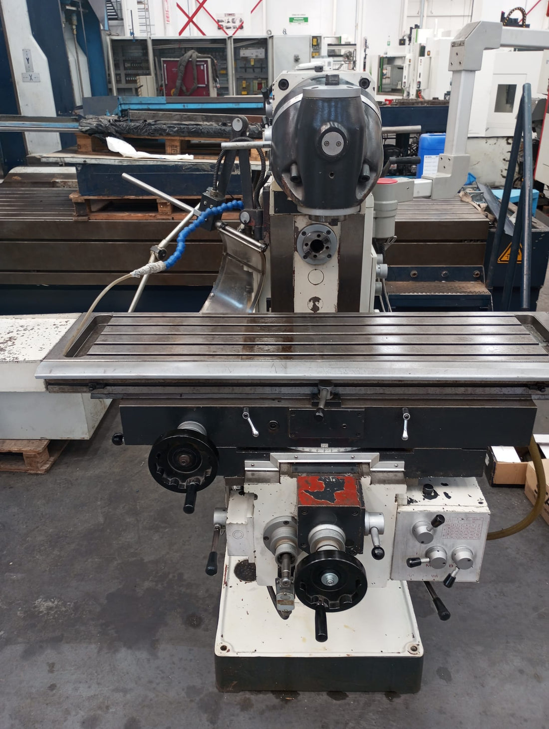 FRESADORA UNIVERSAL HELLER FU1250