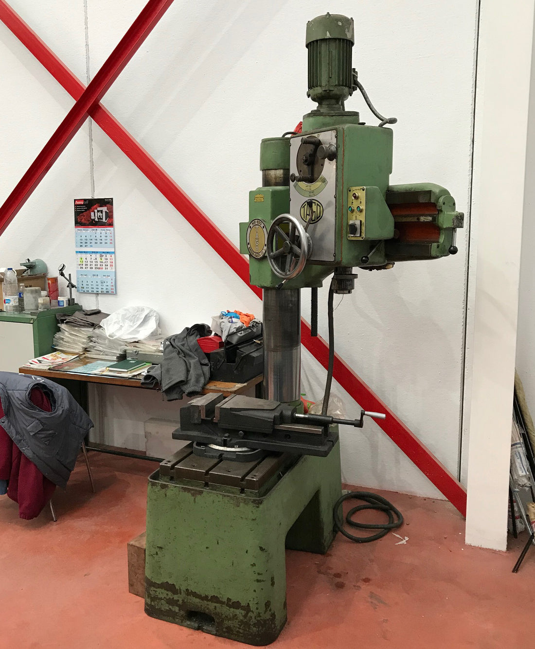 TALADRO TAGO MR-650