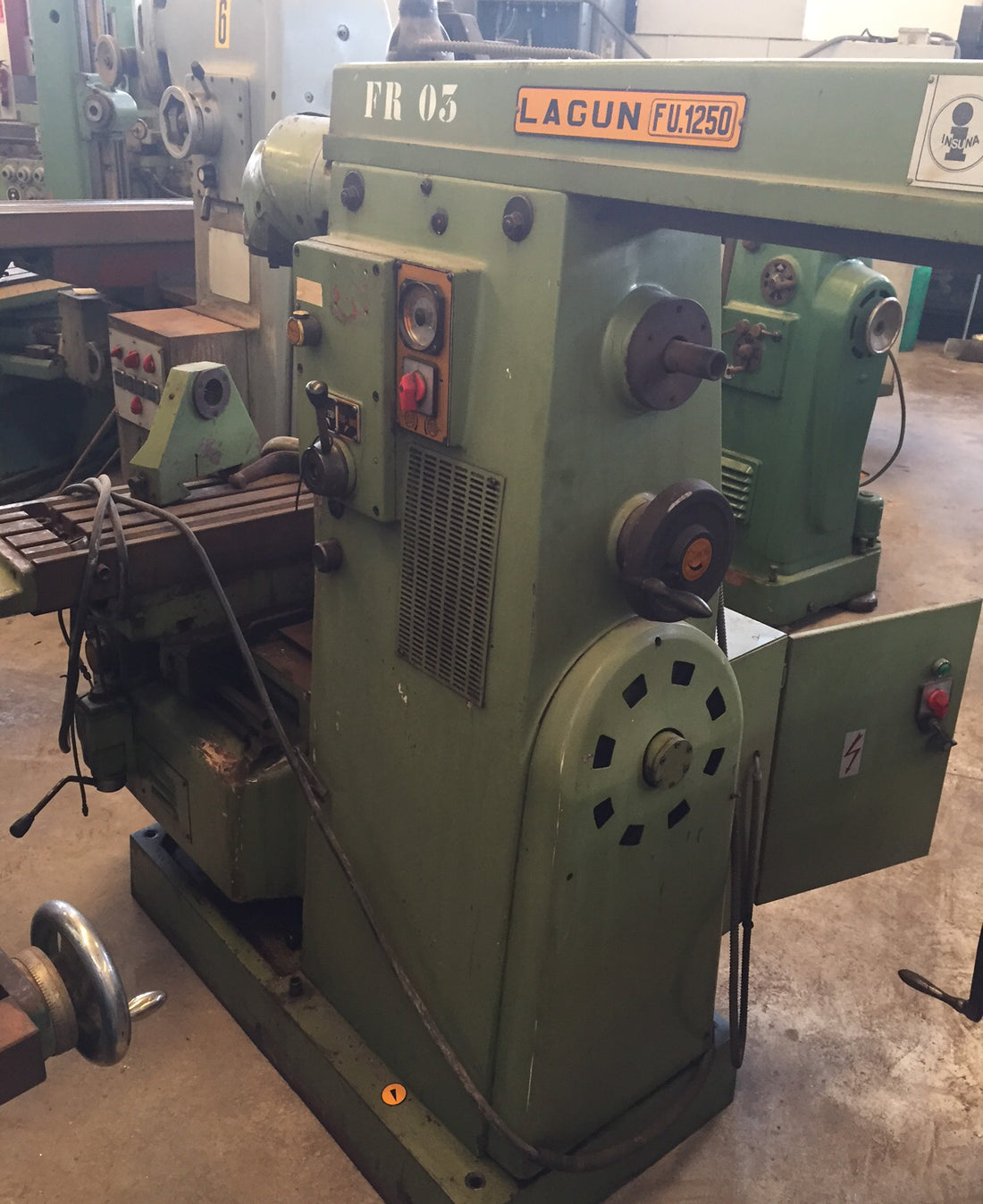 FRESADORA LAGUN FU 1250