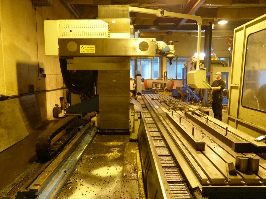 FRESADORA SORALUCE SP-8000