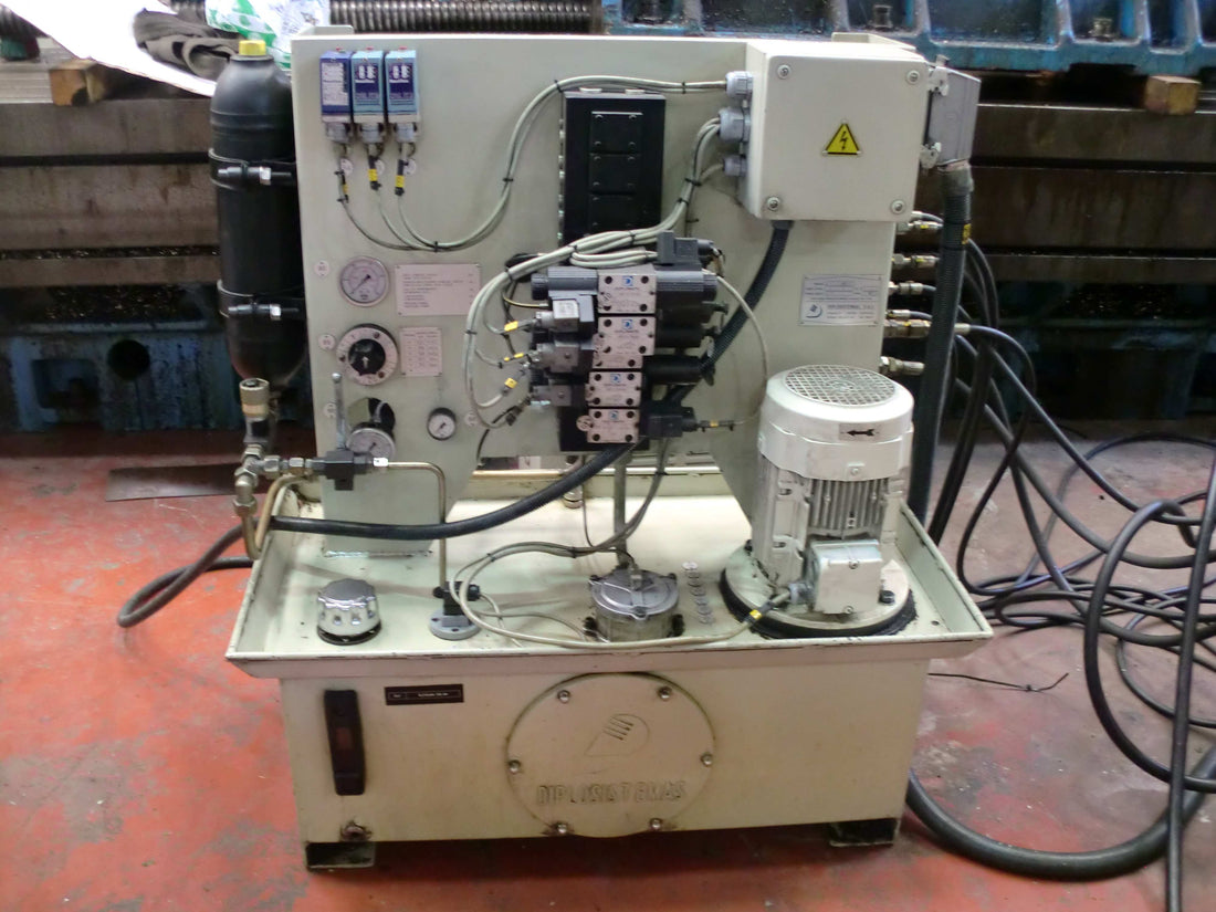 FRESADORA ANAYAK VH-V1800