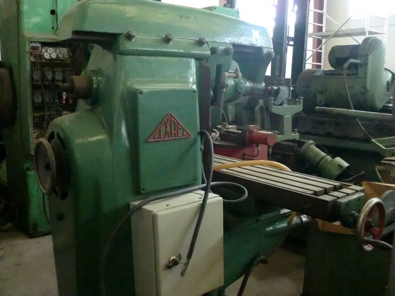 FRESADORA FEXAC CM3