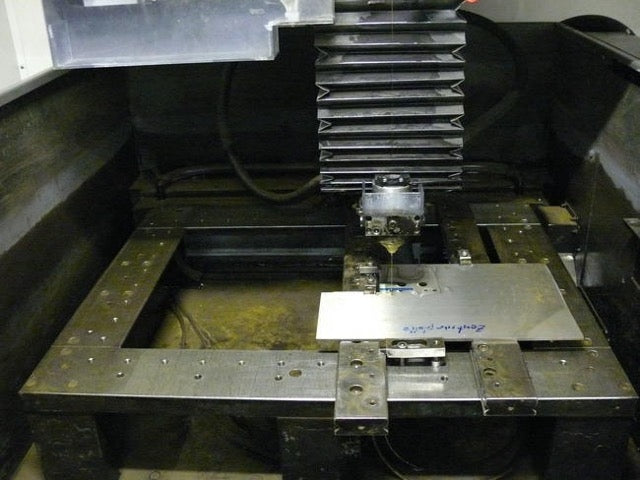 EROSION HILO FANUC MATRA ALPHA 1ia