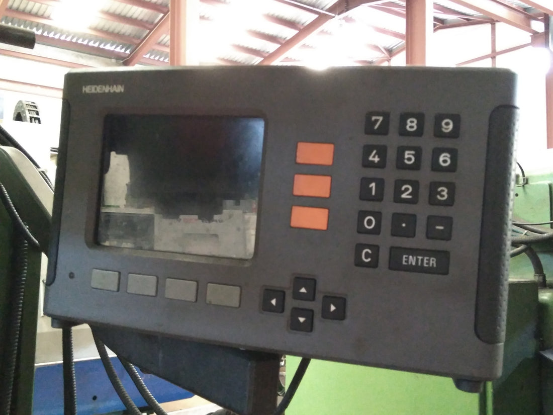 FRESADORA UNIVERSAL PHOENIX FM-250