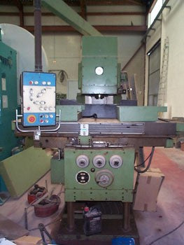 FRESADORA UNIVERSAL TOS KURIM FD 40V