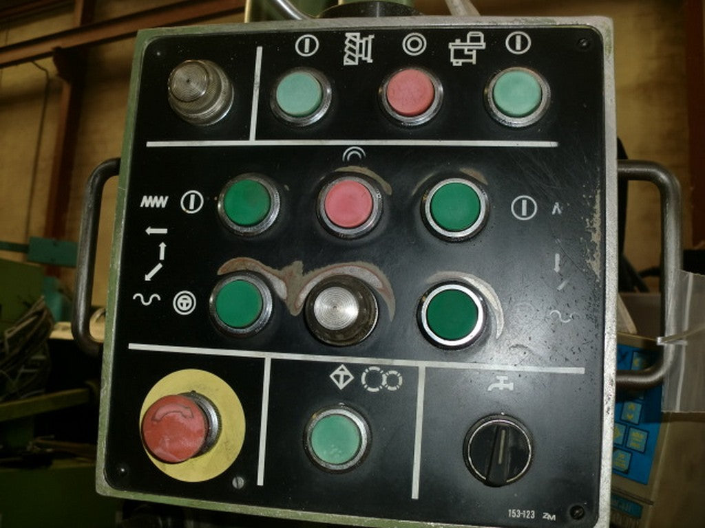 FRESADORA UNIVERSAL AVIA FNF 40P