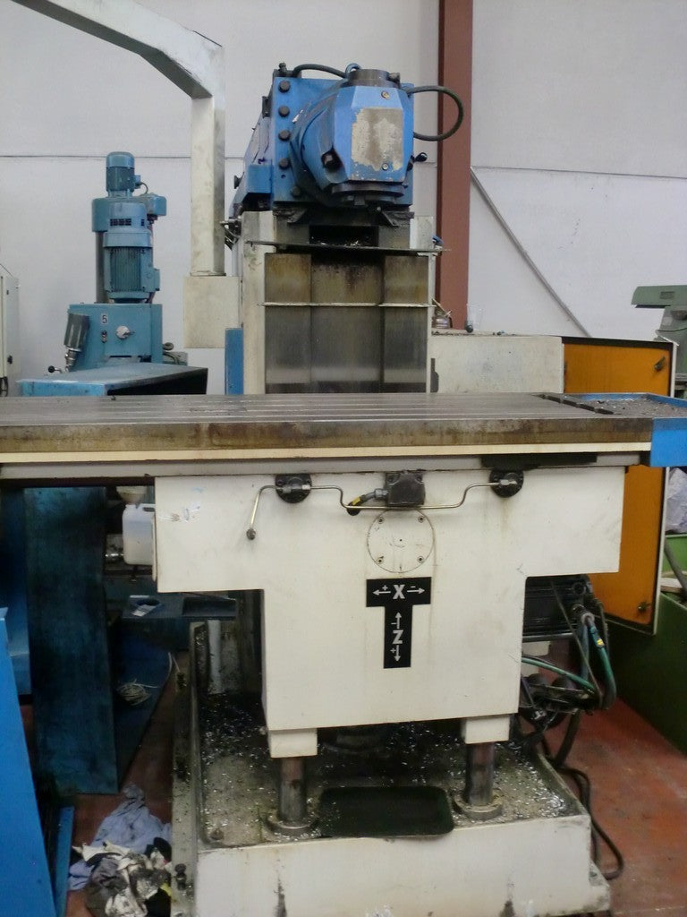 FRESADORA CME FC 1100P
