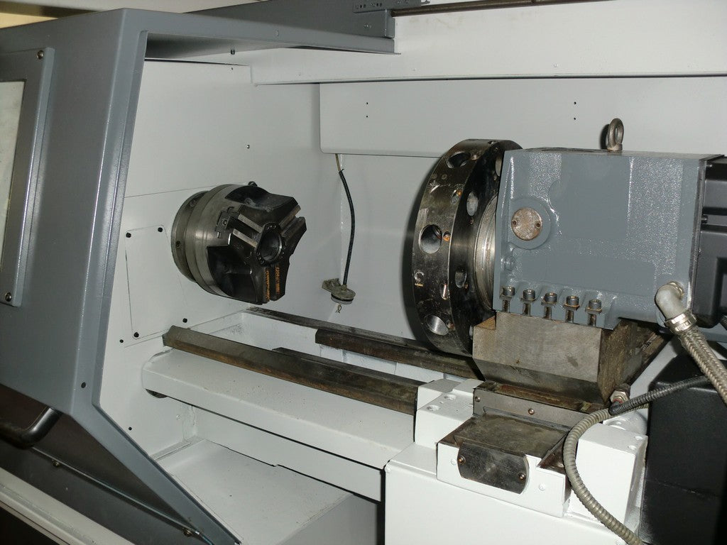 TORNO PINACHO CNC 200X1000