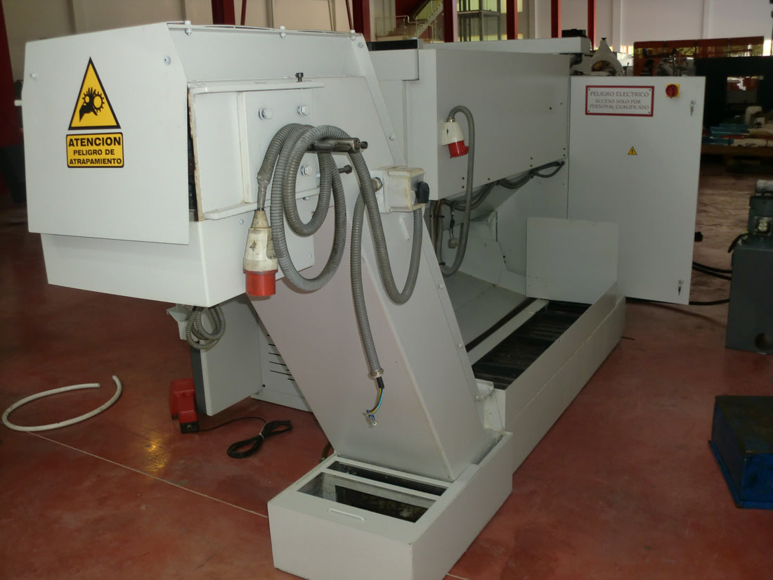 TORNO CNC PINACHO COBRA 165x1000