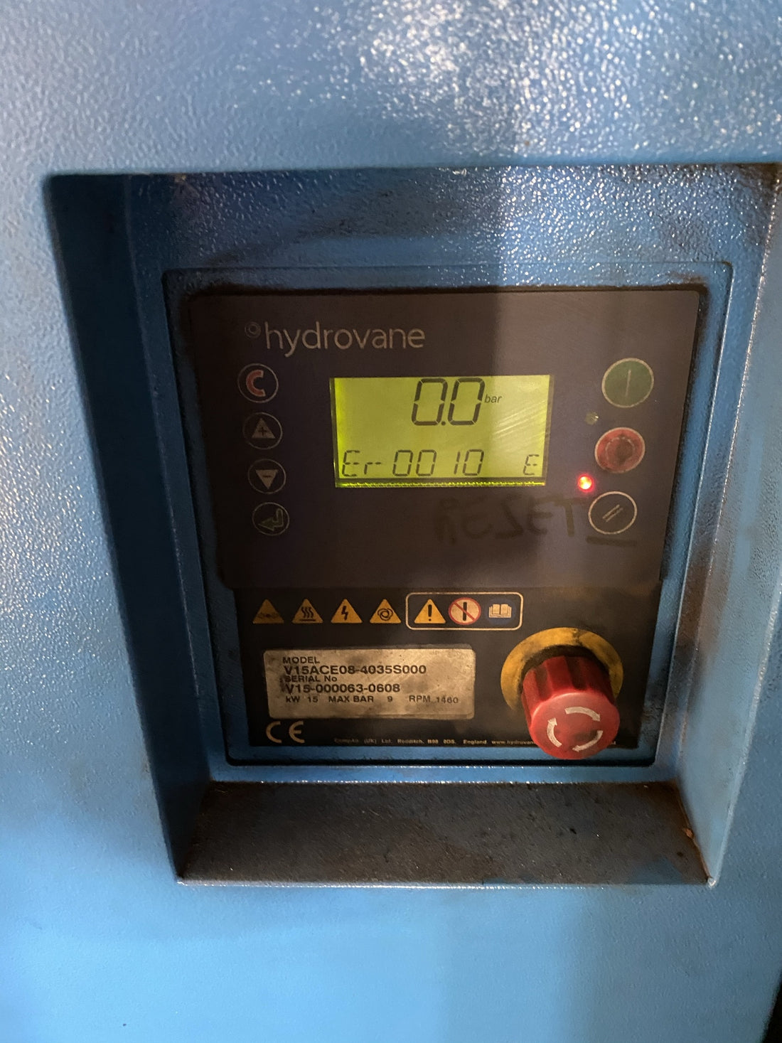 COMPRESOR CON SECADOR HIDROVANE 15 KV