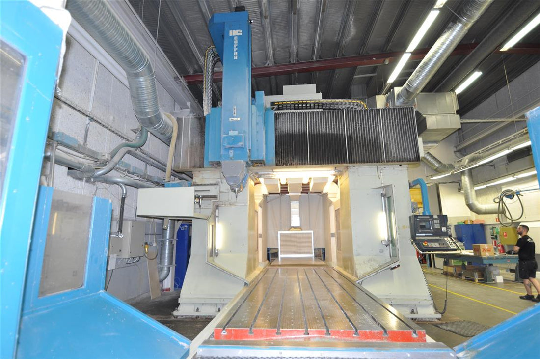 FRESADORA PORTICO 5 EJES CORREA RAPID 40