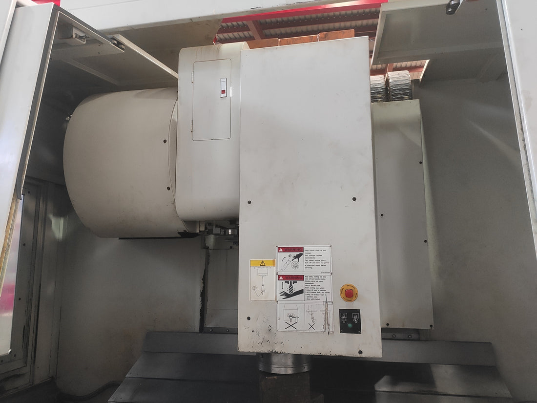 CENTRO MECANIZADO HURCO VMX50