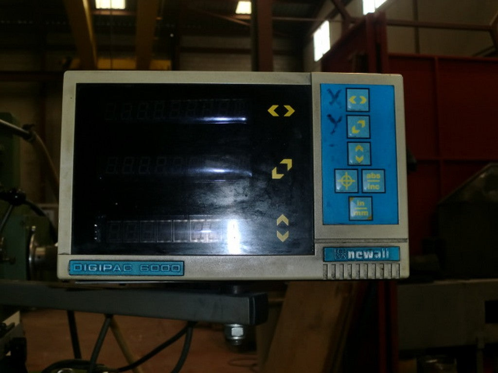 FRESADORA UNIVERSAL AVIA FNF 40P