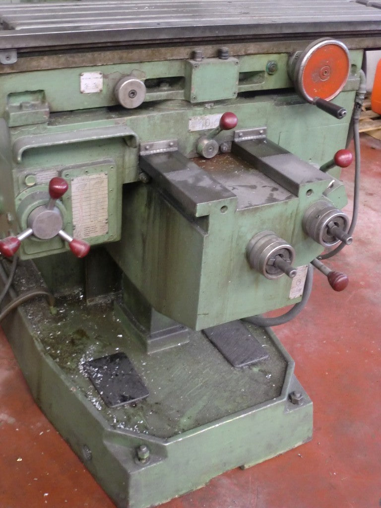 FRESADORA CORREA F2UA