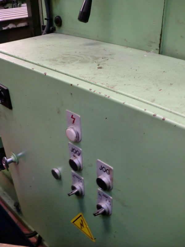 FRESADORA UNIVERSAL HELLER FU-2000