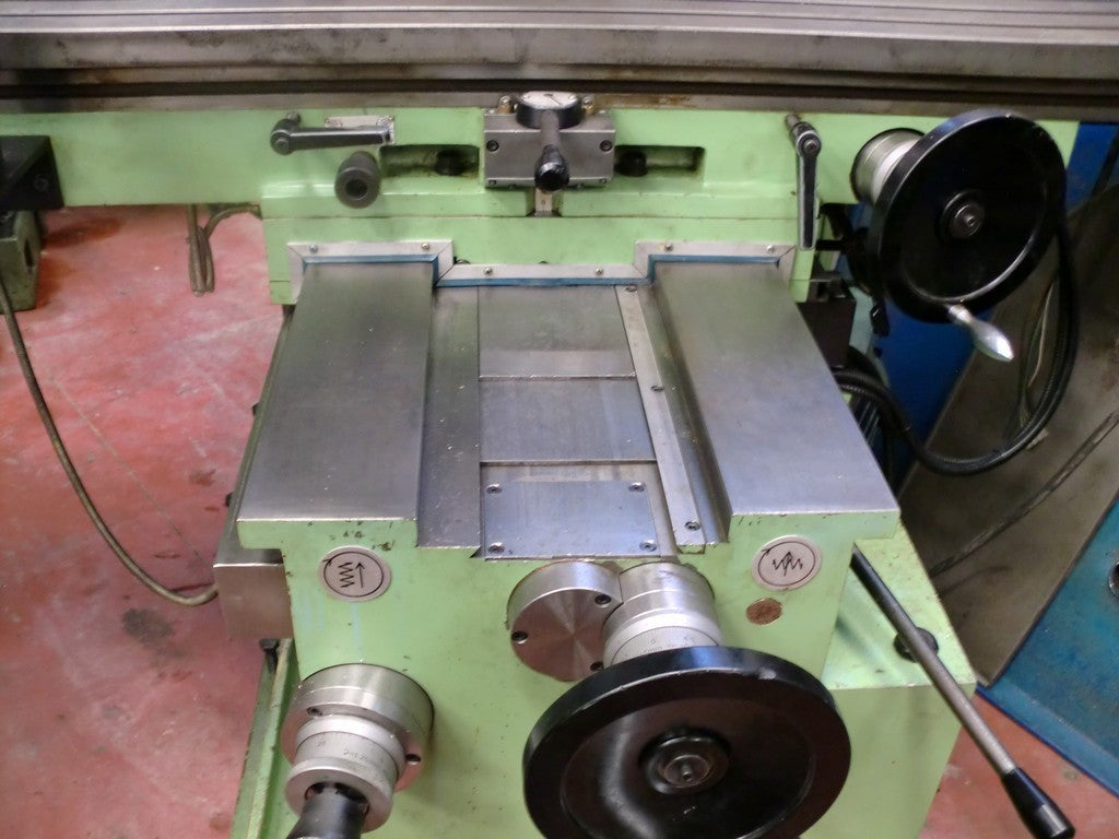 FRESADORA UNIVERSAL HELLER FU-2000