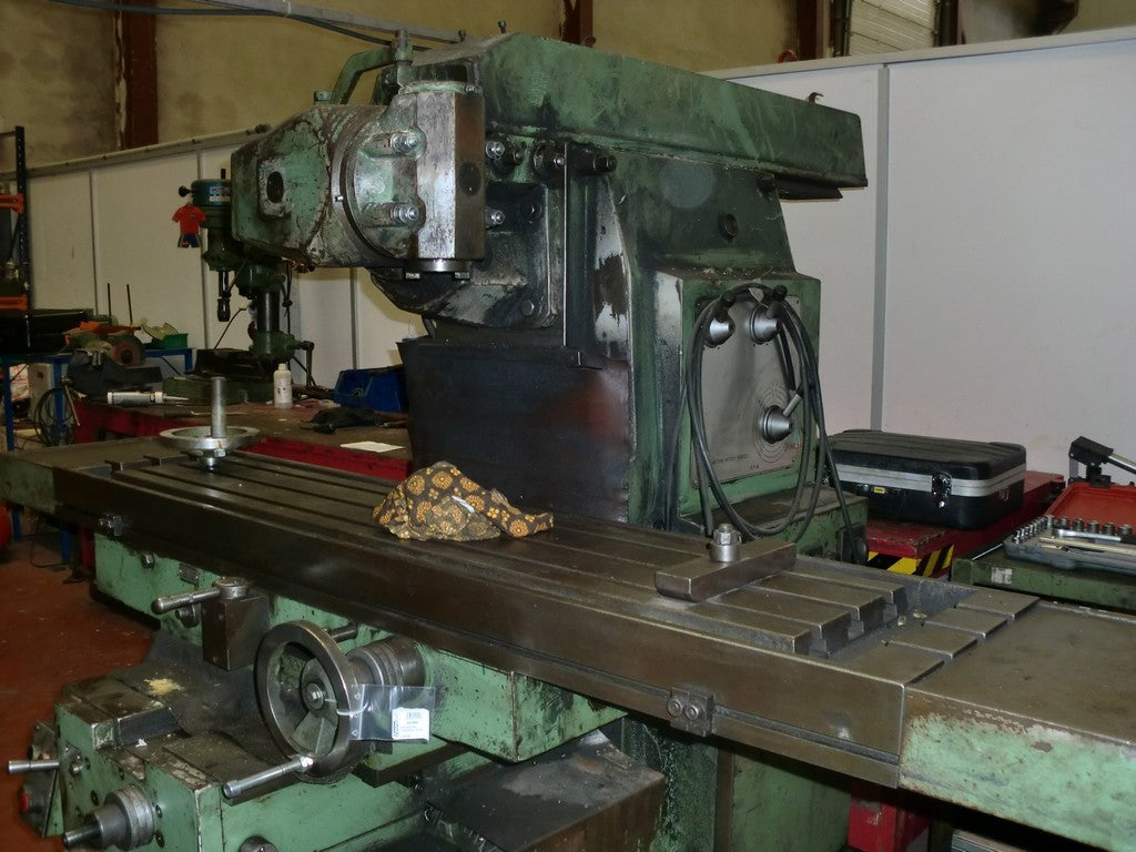 FRESADORA UNIVERSAL FEXAC