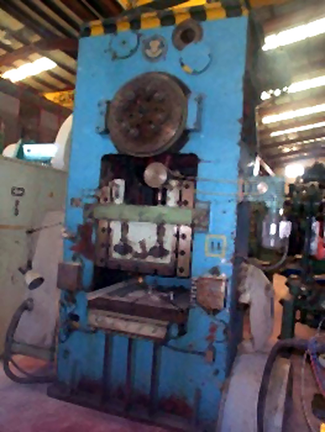PRENSA EXC.SMERAL TIPO LKR200/80