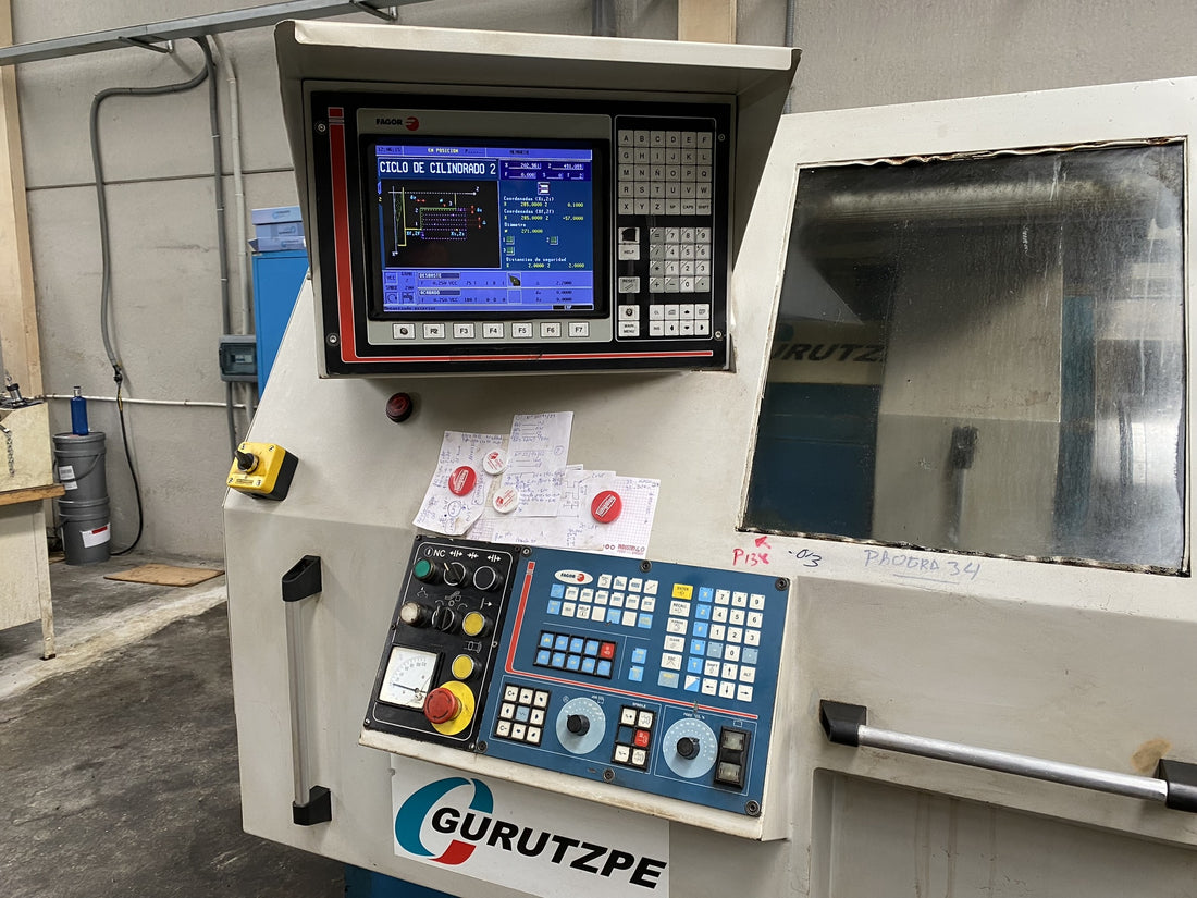TORNO CNC GURUTZPE AUTO M 320/B 3000 X 400