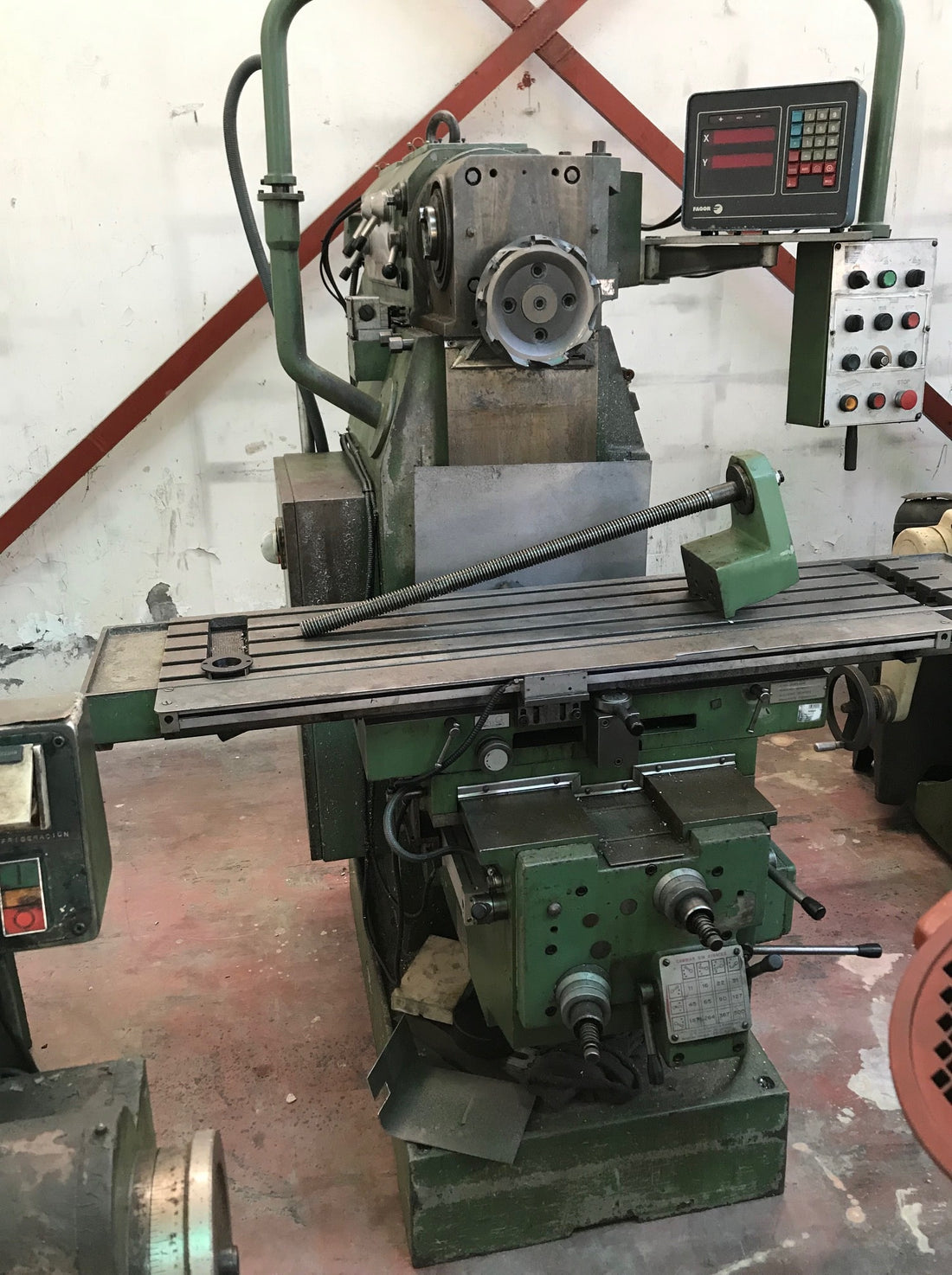 FRESADORA UNIVERSAL FEXAC UMS