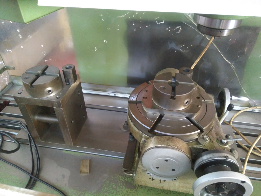 FRESADORA TORRETA LAGUN FTV-2 CNC