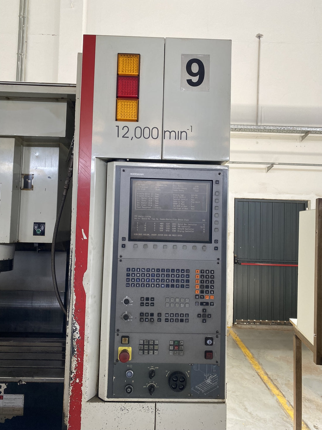 CENTRO DE MECANIZADO VERTICAL QUASER MV154PL-12