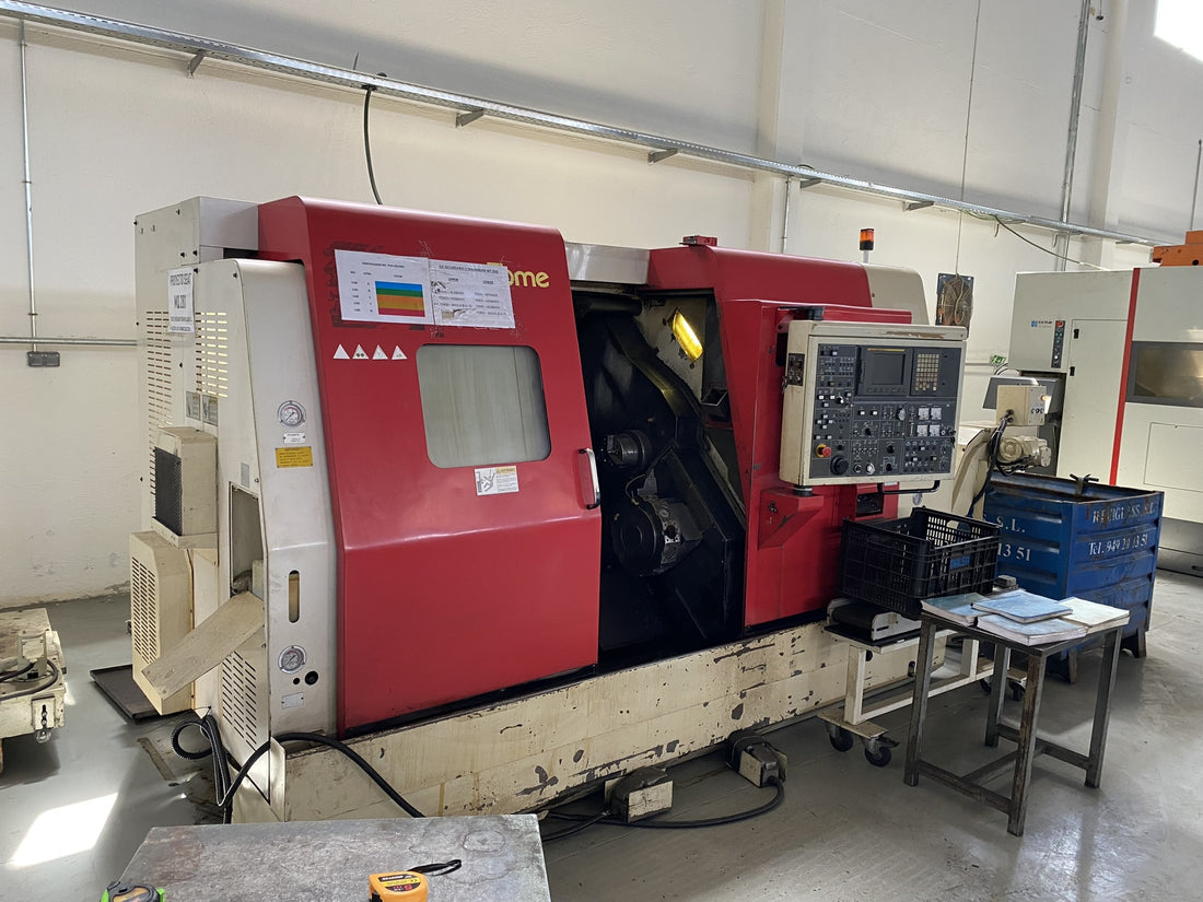 TORNO BANCADA INCLINADA NAKAMURA WT-250