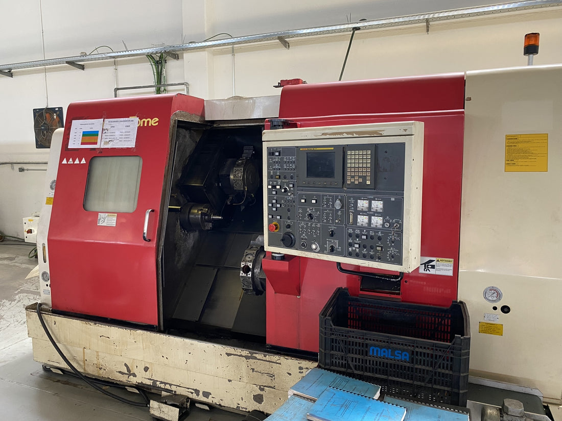 TORNO BANCADA INCLINADA NAKAMURA WT-250