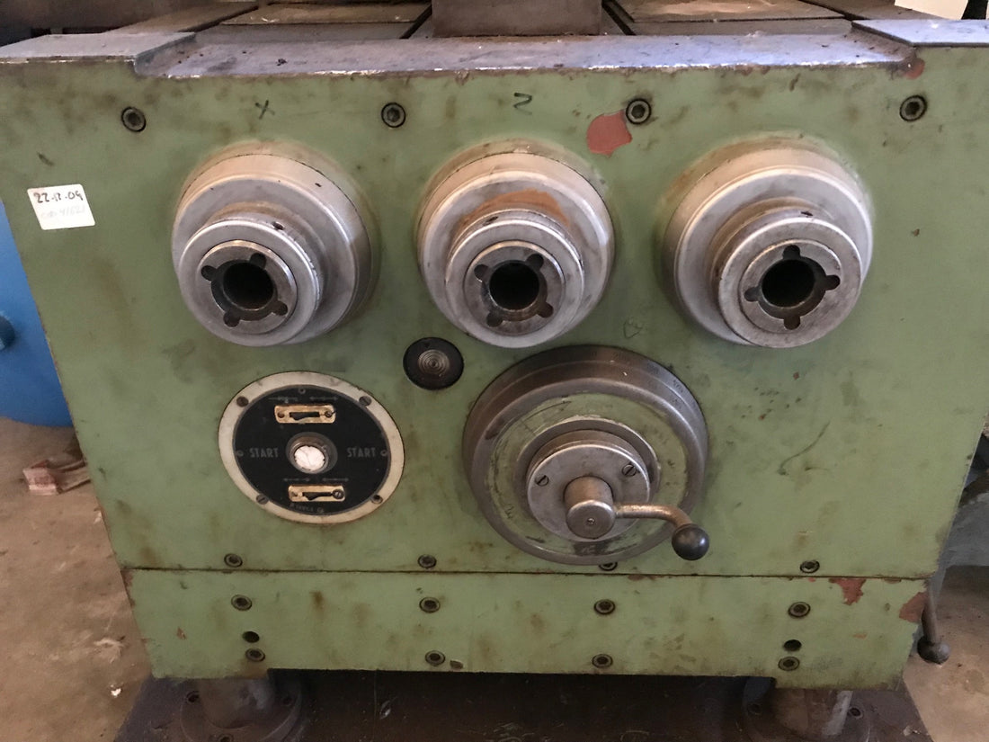 FRESADORA UNIVERSAL TOS KURIM FD 40V