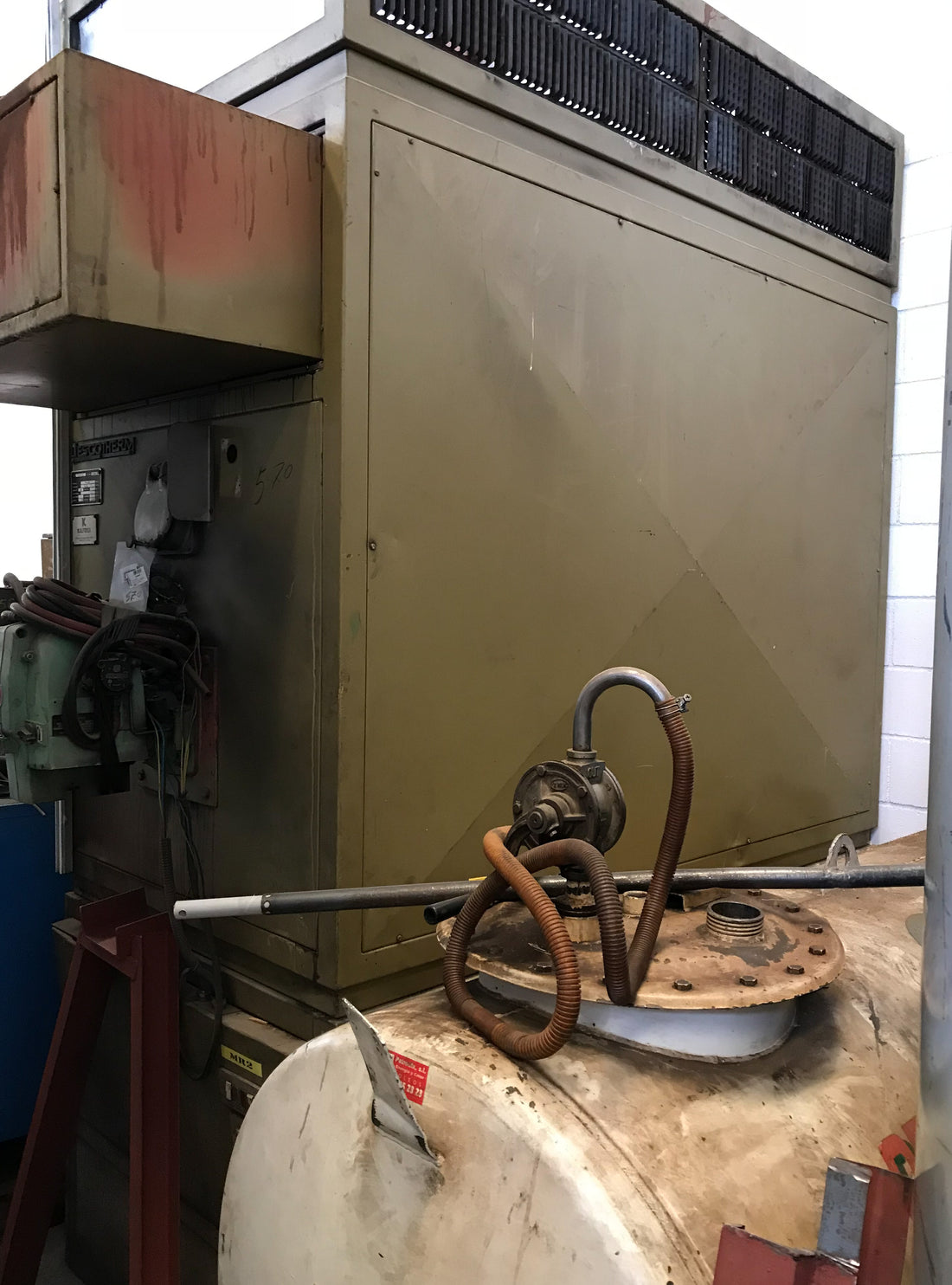 CALENTADOR + TANQUE DIESEL LIESTHERM