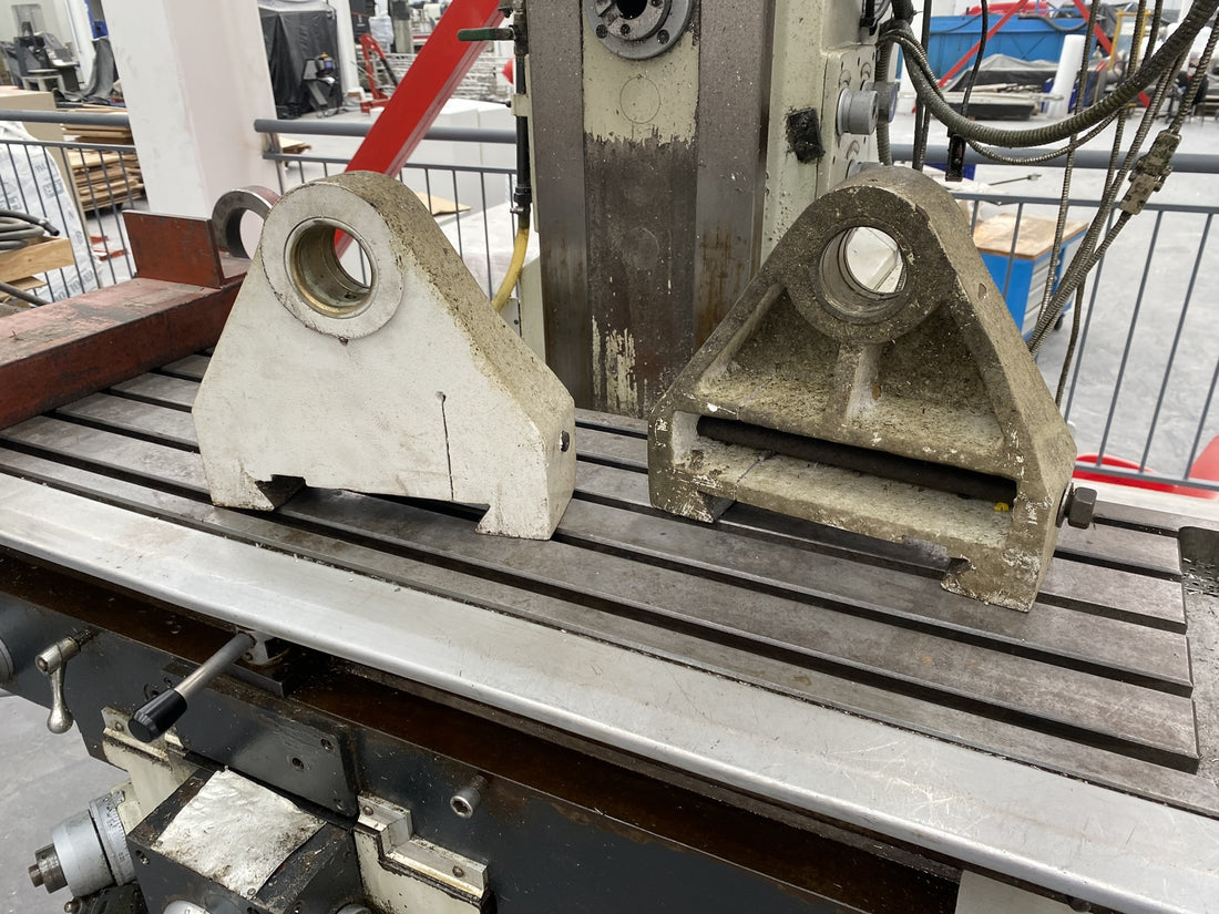 FRESADORA UNIVERSAL HELLER FU-1250