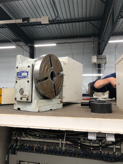 CENTRO MECANIZADO VERTICAL CNC SMTCL VMC 1051