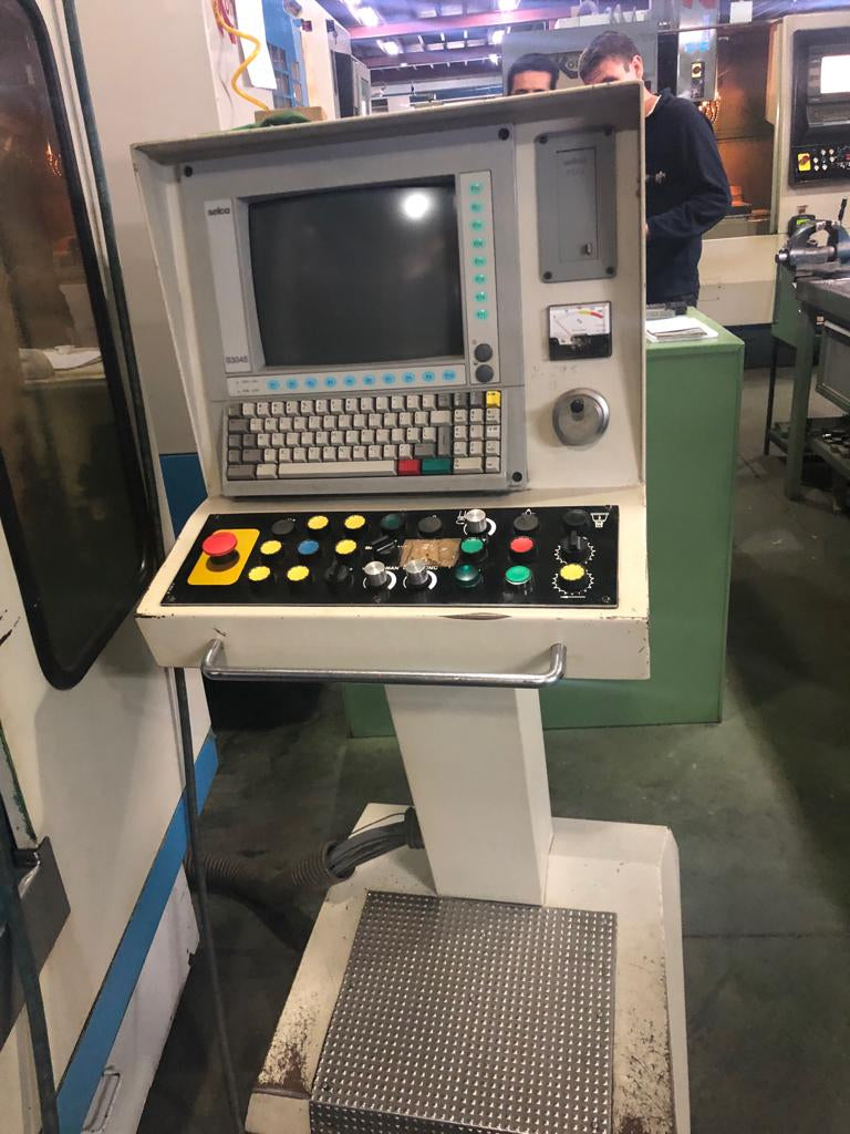 CENTRO DE MECANIZADO KONDIA B700