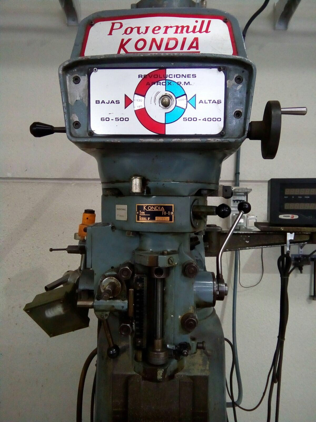 FRESADORA TORRETA KONDIA MOD FV-1
