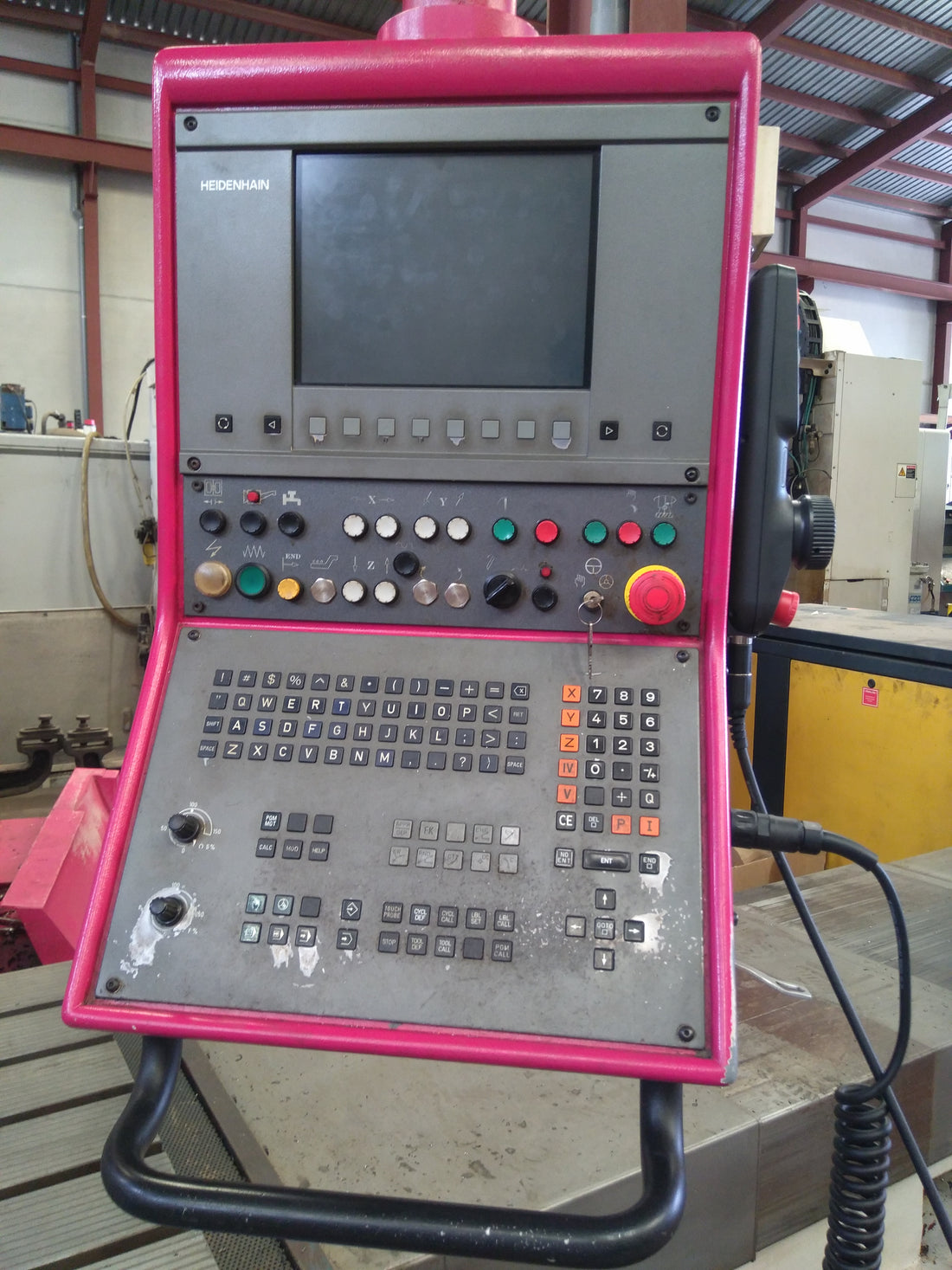 FRESADORA CNC GORATU LAGUN COSMOS 20