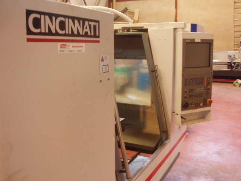 CENTRO MECANIZADO CINCINNATI 750 ARROW 2