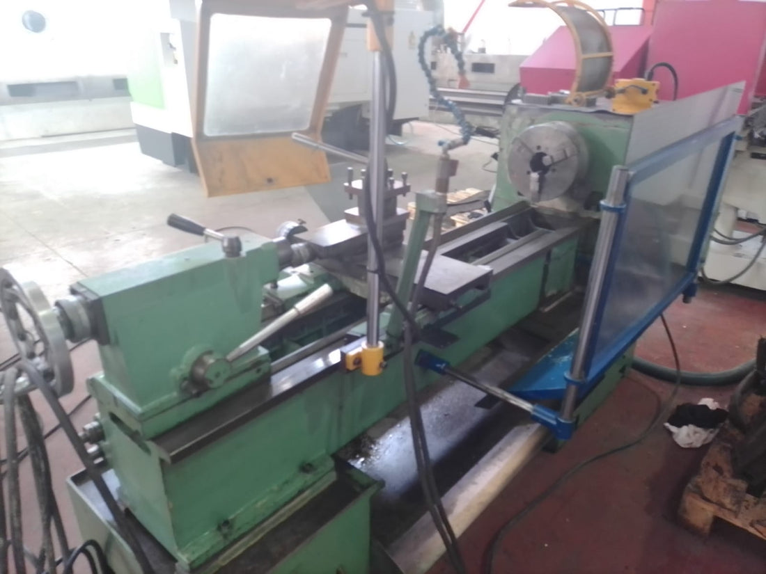 TORNO PINACHO L8.200