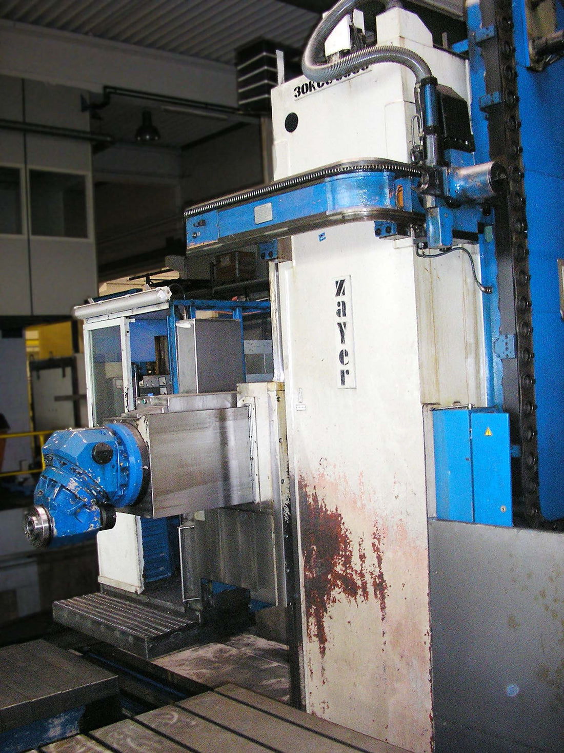 FRESADORA ZAYER 30 KCU - 8000