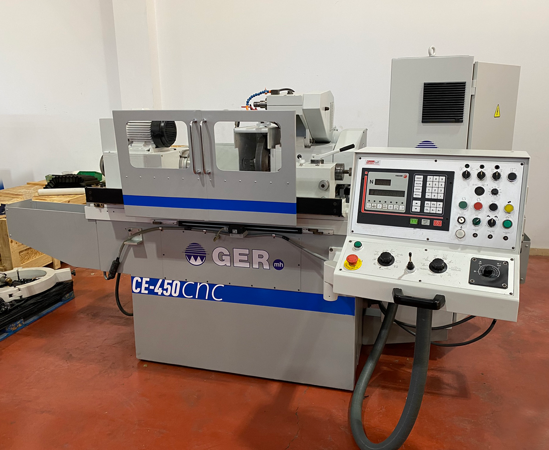 RECTIFICADORA CILINDRICA GER CE 450 CNC