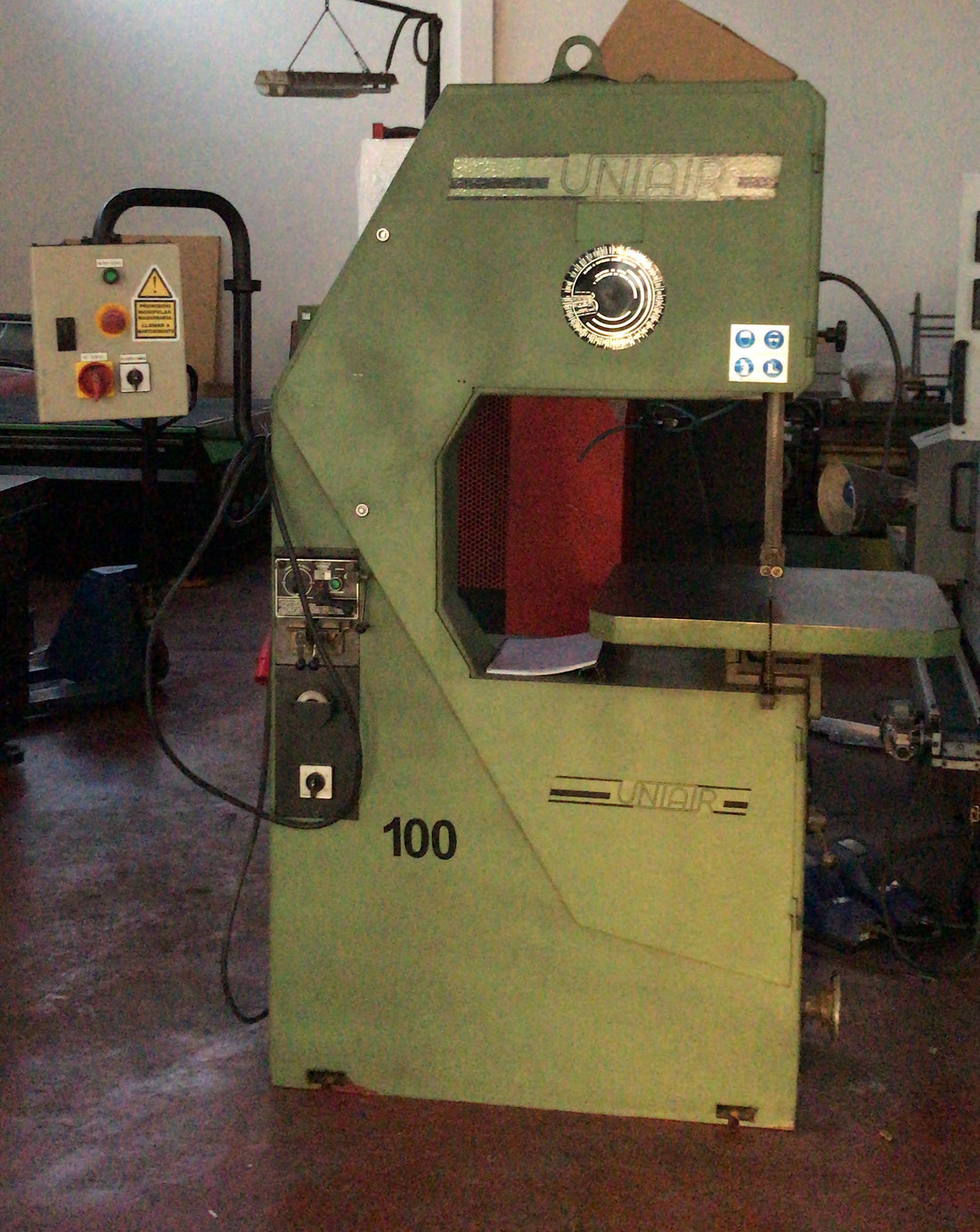 SIERRA CINTA VERTICAL UNIAIR 600