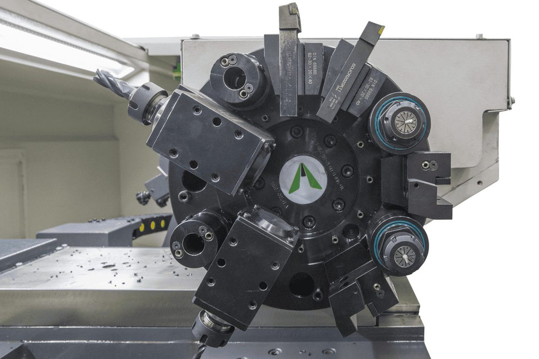 Torno paralelo con herramienta motorizada Vurcon PL-61M × 1000