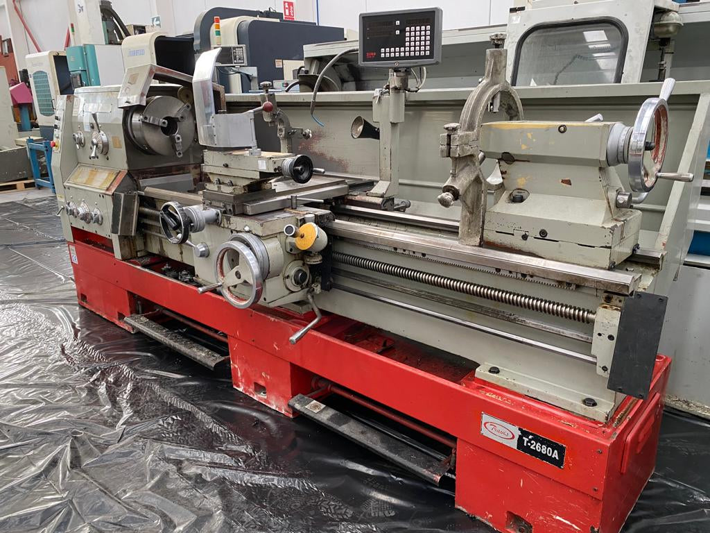 Torno Convencional manual Travis T-2680