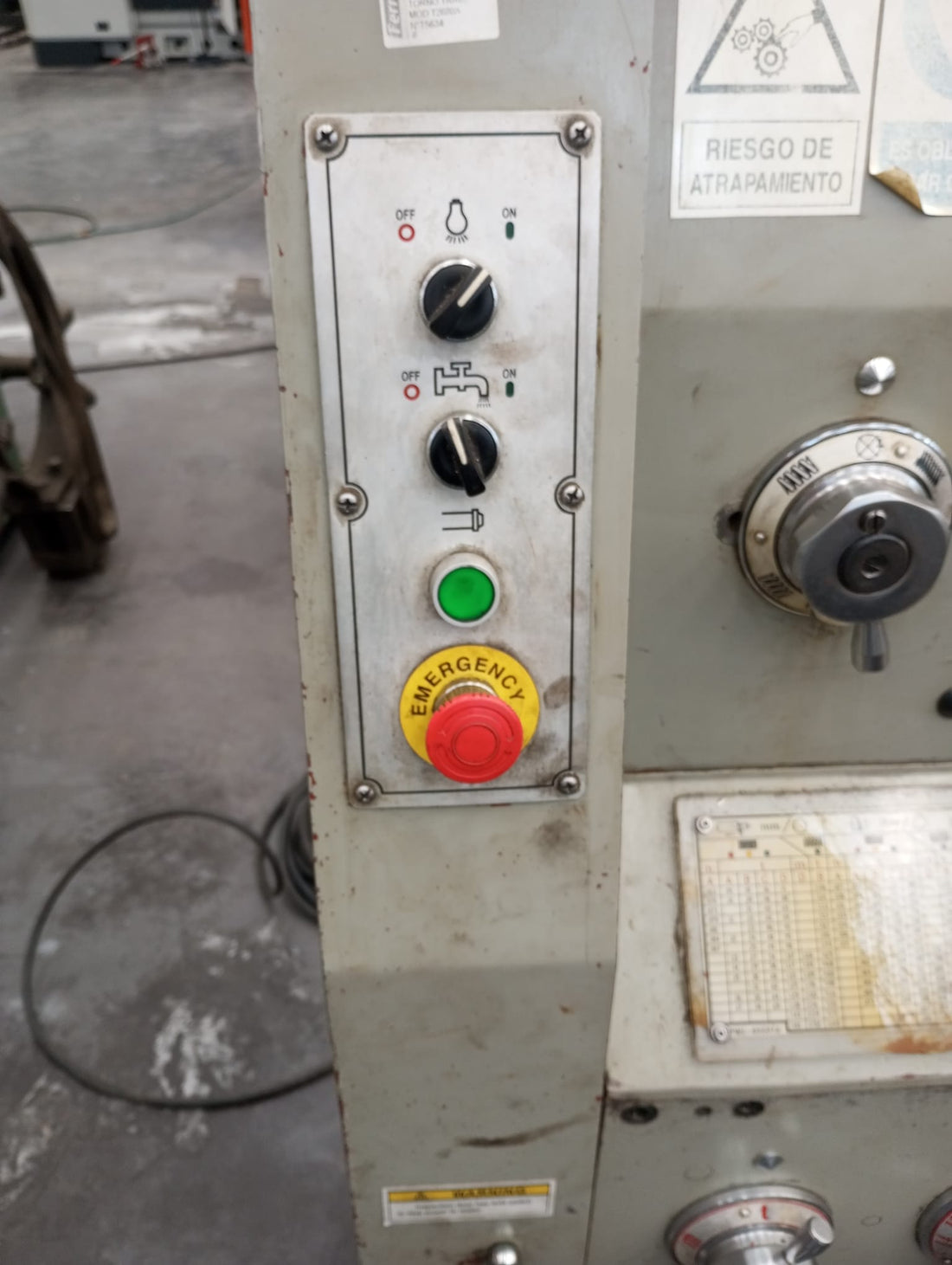 Torno Convencional manual Travis T-2680